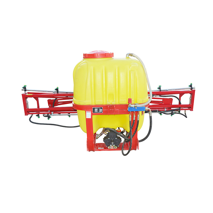 Hiru puntuko boom sprayer